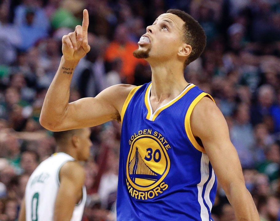 色映在球馆 色映在球馆